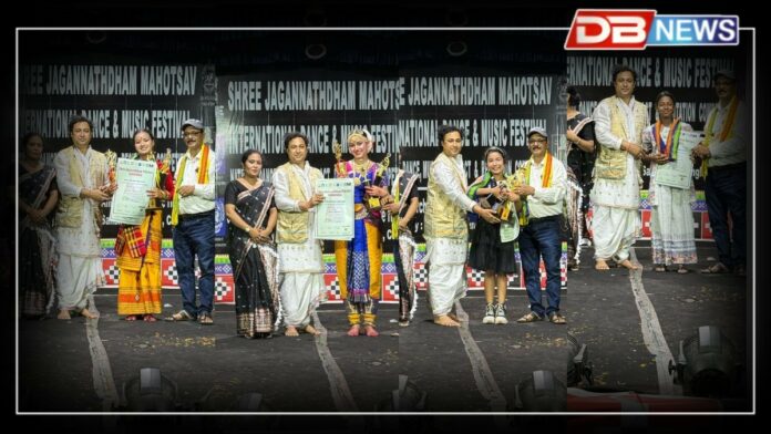 Dibrugarh: বিহুৰ প্ৰাকক্ষণত বিহু নৃত্যৰে আন্ত:ৰাষ্ট্ৰীয় পৰ্যায়ত জিলিকিল চাবুৱাৰ পটীয়সী