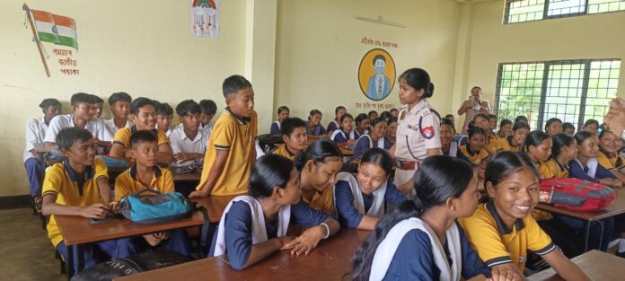 মুক্তিযোদ্ধা কামাখ্যা প্ৰসাদ ত্ৰিপাঠি আদৰ্শ বিদ্যালয়ত কেৰিয়াৰ কাউঞ্চিলিং বিষয়ক সজাগতা সভা ।