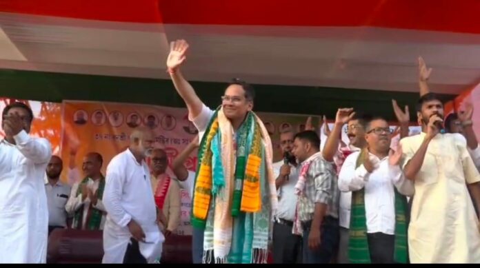 'হিমন্ত বিশ্বশৰ্মাই পৃথিৱীৰ সকলোকে ফোন কৰিব পাৰিলেও ' 'একমাত্ৰ মোক ফোন কৰিব নোৱাৰে' 'মই হিমন্ত বিশ্বৰ ফোন আহিলেও নধৰো' -গৌৰৱ গগৈ ।Garuva Gogi