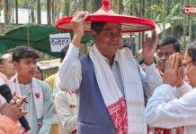 ভৱানীপুৰ-সৰভোগ সমষ্টিত মহাজোটৰ প্ৰাৰ্থী হ’ব নেকি মনোৰঞ্জন তালুকদাৰ ভৱানীপুৰ-সৰভোগ সমষ্টিত মহোজোটৰ প্ৰাৰ্থী হ'ব নেকি মনোৰঞ্জন তালুকদাৰ