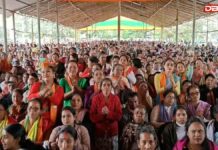 প্ৰতিকূল বতৰকো নেওচি দুলীয়াজানত মুখ্যমন্ত্ৰীৰ বিশাল নিৰ্বাচনী সভা প্ৰতিকূল বতৰকো নেওচি দুলীয়াজানত মুখ্যমন্ত্ৰীৰ বিশাল নিৰ্বাচনী সভা