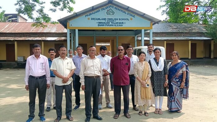 নলবাৰী জিলাৰ মুকালমুৱা-নাৰায়ণপুৰস্থিত 'ড্ৰীমলেণ্ড ইংলিছ স্কুল'ত আনন্দৰ বন্যা।