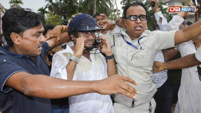 TMC সাংসদ অভিষেক বেনাৰ্জীক আক্ৰমণ কৰা ৪ অভিযুক্তক গ্ৰেপ্তাৰ