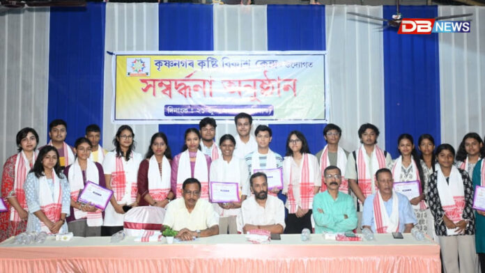 চানমাৰীত কৃতী ছাত্ৰ-ছাত্ৰীক সম্বৰ্ধনা