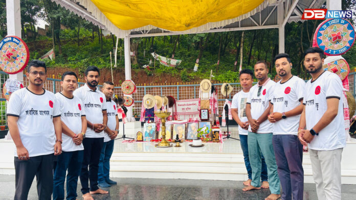 গুৱাহাটী সাংবাদিকৰ দল ৰাওনা উজনিলৈ, বানপীড়িতৰ কাষত থিয় দিবলৈ মানৱীয় প্ৰয়াস সাংবাদিকসকলৰ
