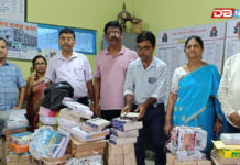 শিৱসাগৰৰ বানাক্ৰান্তৰ কাষত দৰং জিলা সাহিত্য সভাঃ ছাত্ৰ-ছাত্ৰীৰ বাবে আগবঢ়ালে দুই লক্ষাধিক টকাৰ শিক্ষা-সামগ্ৰী শিৱসাগৰৰ বানাক্ৰান্তৰ কাষত দৰং জিলা সাহিত্য সভাঃ ছাত্ৰ-ছাত্ৰীৰ বাবে আগবঢ়ালে দুই লক্ষাধিক টকাৰ শিক্ষা-সামগ্ৰী