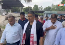 অসমত মাখনা খেতিৰ অপাৰ সম্ভাৱনা : মন্ত্ৰী পীয়ুষ হাজৰিকা, ক্ষেত্ৰীৰ বামফৰস্থিত “অসম মাখনা উদ্যোগ” পৰিদৰ্শন অসমত মাখনা খেতিৰ অপাৰ সম্ভাৱনা : মন্ত্ৰী পীয়ুষ হাজৰিকা, ক্ষেত্ৰীৰ বামফৰস্থিত "অসম মাখনা উদ্যোগ" পৰিদৰ্শন