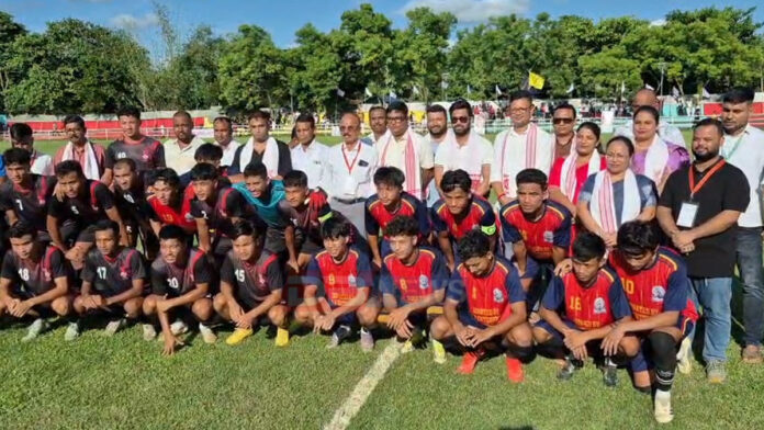 মুকালমুৱাত ১৪ সংখ্যক চক্ৰধৰ ডেকা সোঁৱৰণী আমন্ত্ৰণমূলক প্ৰাইজমানী ফুটবল প্ৰতিযোগিতাৰ শুভাৰম্ভ