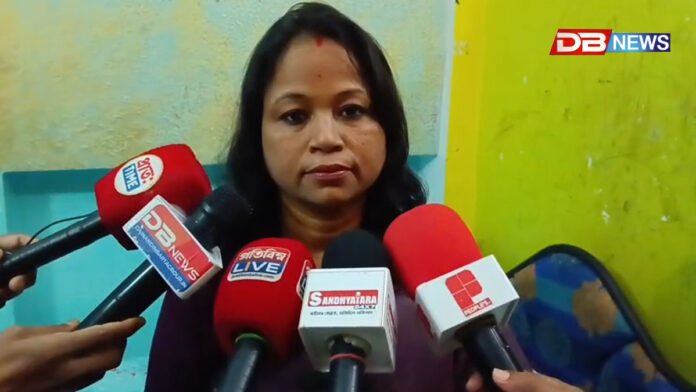 পূৱ বংশৰ মহাবিদ্যালয়ৰ অসমীয়া বিভাগৰ অধ্যাপিকা জোনালী মালাকাৰৰ পি,এইচ,ডি লাভ