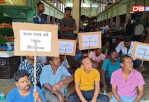 নাজিৰাত পৌৰ চাফাই কৰ্মীৰ অনিৰ্দিষ্টকাললৈ কৰ্ম বিৰতিঃ প্ৰতিবাদী কাৰ্যসূচীত বীৰ লাচিত সেনা , অসমৰ পূৰ্ণ সমৰ্থন নাজিৰাত পৌৰ চাফাই কৰ্মীৰ অনিৰ্দিষ্টকাললৈ কৰ্ম বিৰতি